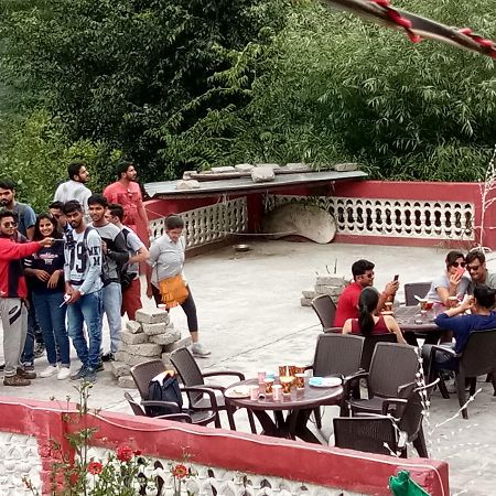 Moksha Hotel Kasol Eksteriør bilde