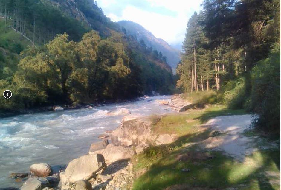 Moksha Hotel Kasol Eksteriør bilde